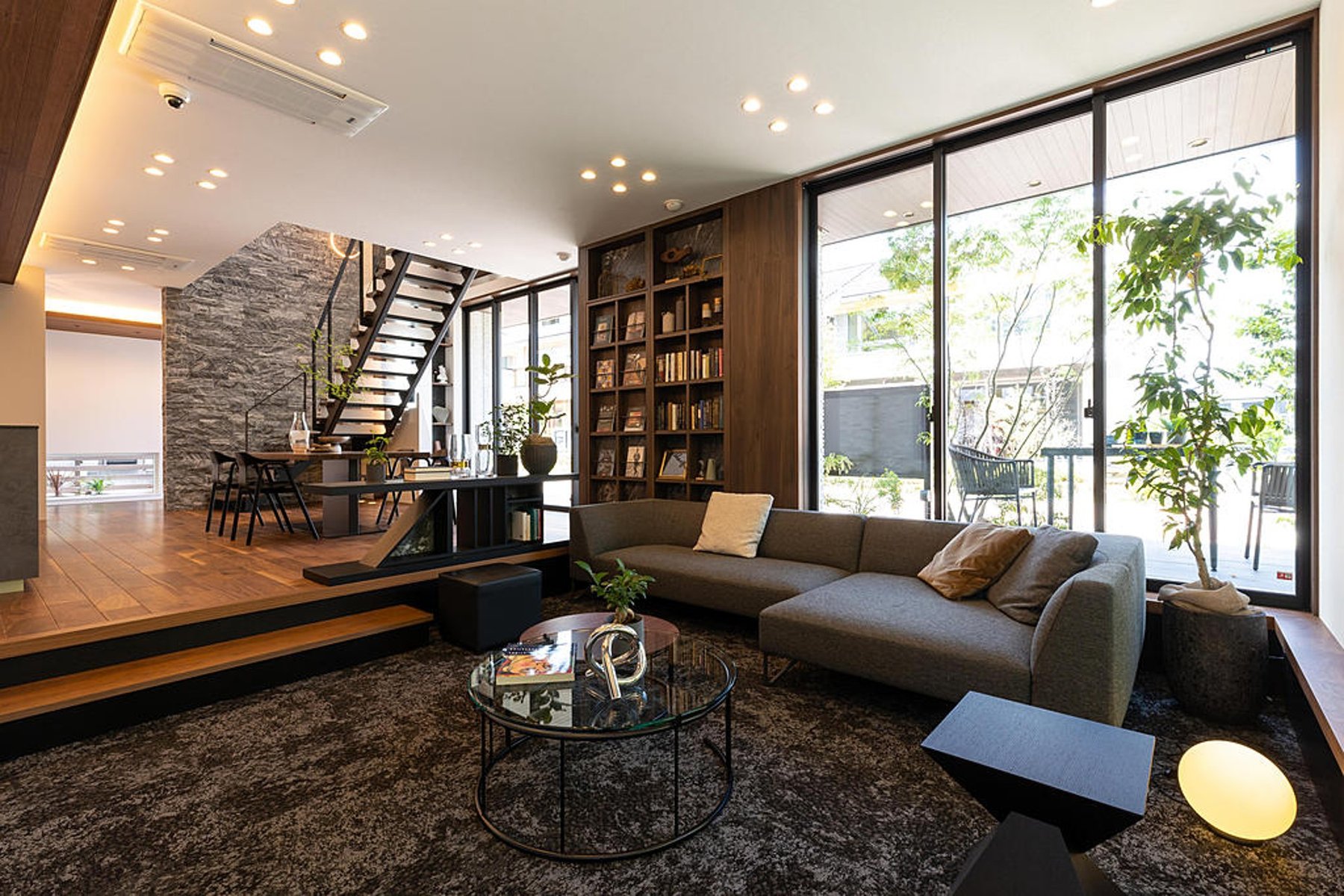 Model House 02